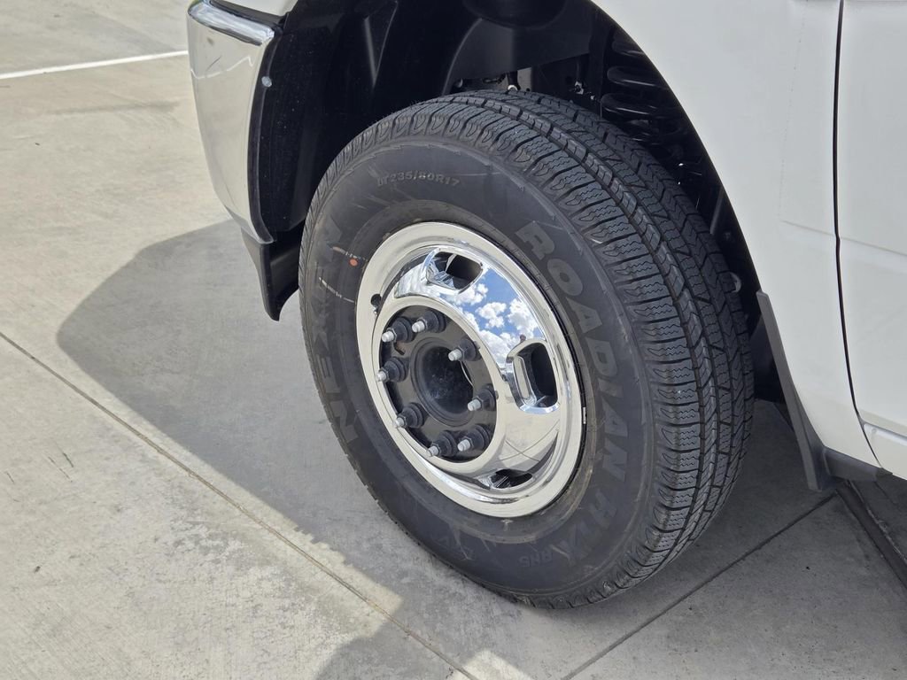 New 2026 RAM 3500 Tradesman AWD/4WD image 10