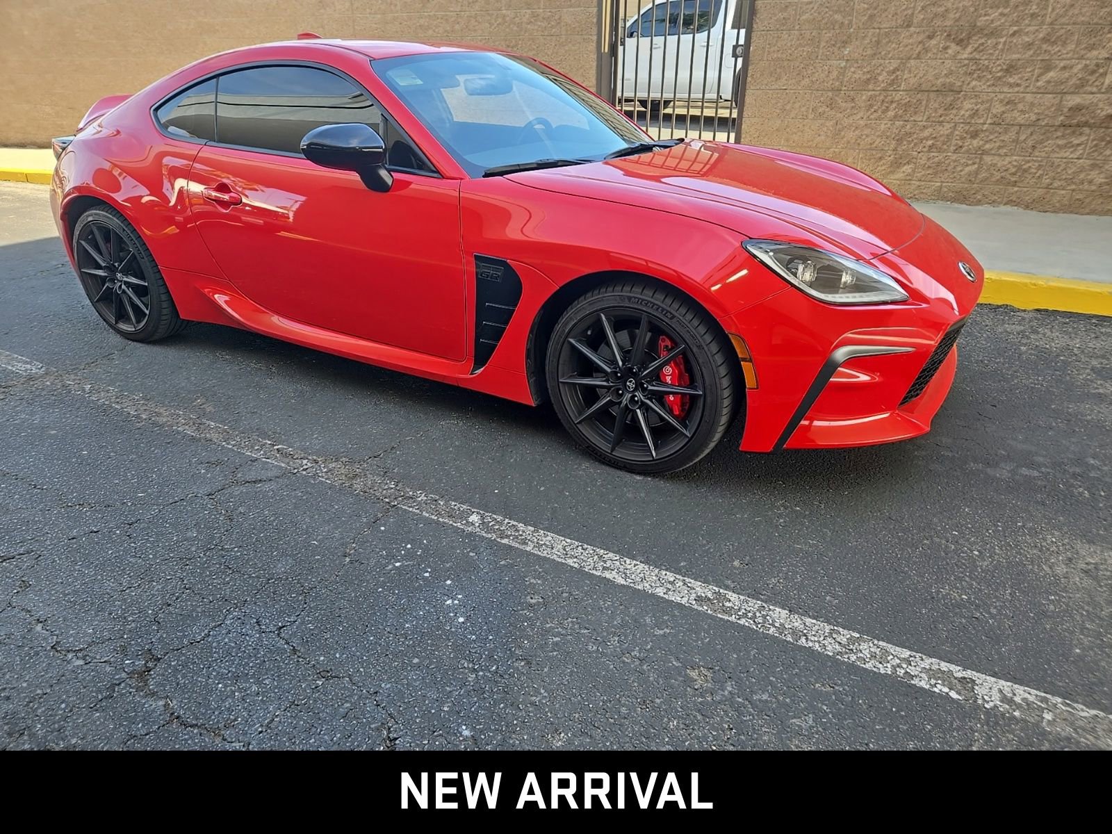 Used 2024 Toyota GR86 Premium w/ Performance Package RWD image 3