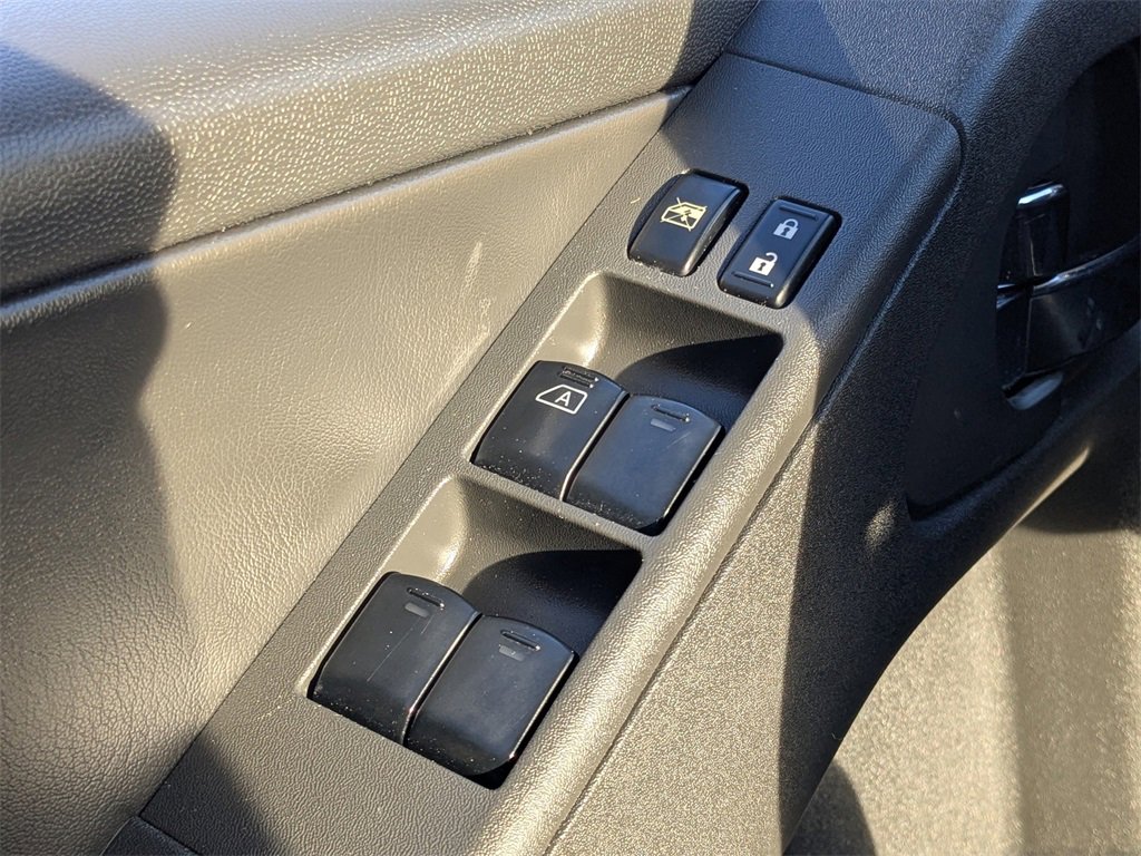 Used 2020 Nissan Frontier PRO-4X w/ Pro-4x Utility Package image 20