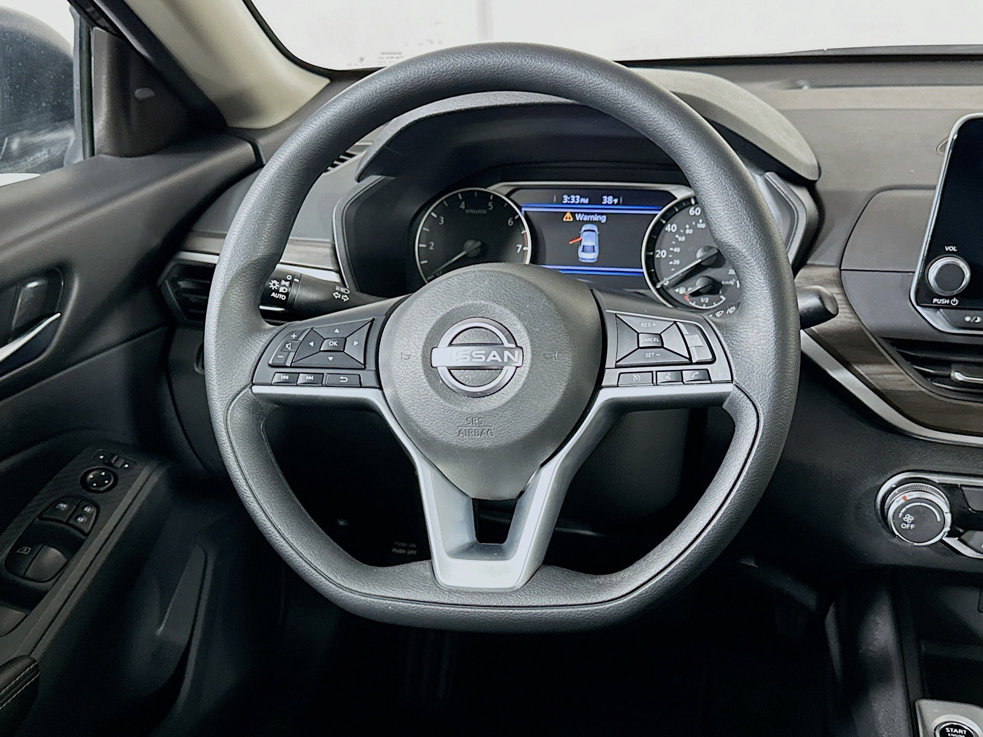 Used 2025 Nissan Altima 2.5 SV image 18