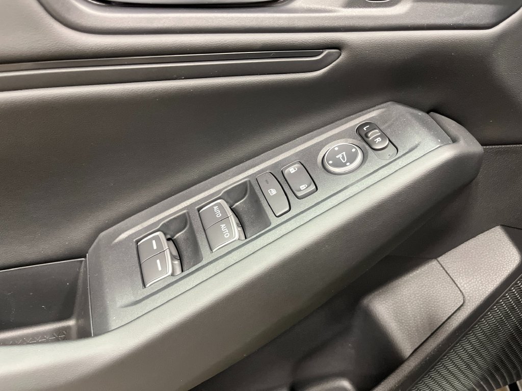 New 2026 Honda Accord EX-L image 13