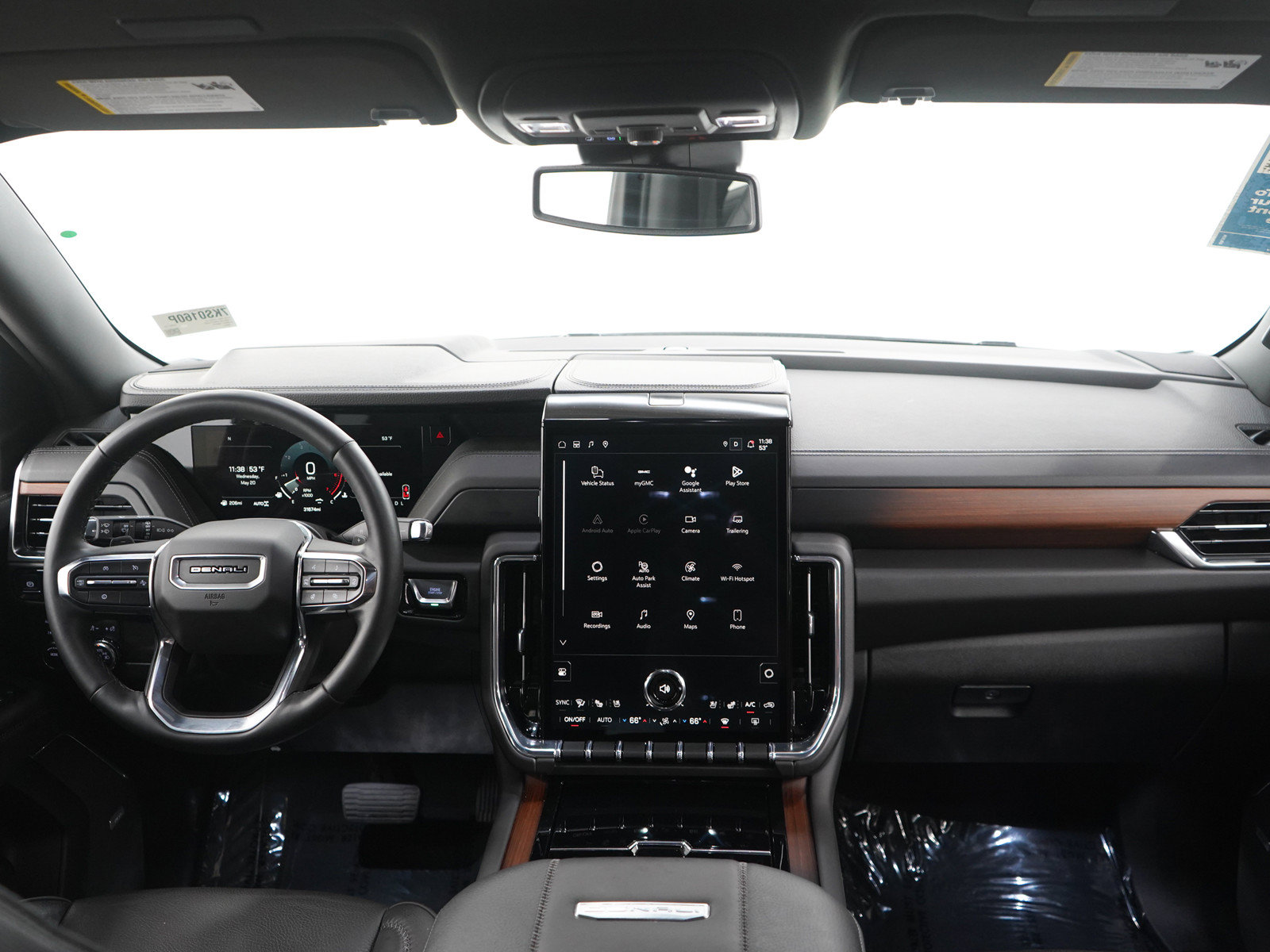 Used 2025 GMC Yukon XL Denali AWD/4WD image 15