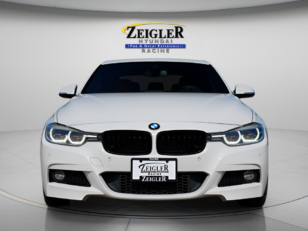 Used 2016 BMW 340i xDrive Sedan AWD/4WD image 2