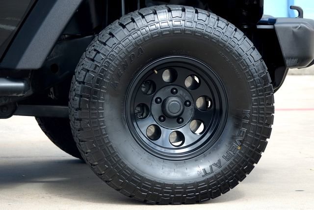 Used 2010 Jeep Wrangler Unlimited Sport image 37