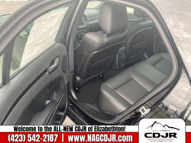 New 2023 Chrysler 300 S w/ Comfort Group image 14