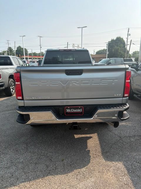 New 2026 Chevrolet Silverado 2500 LTZ w/ LTZ Premium Package AWD/4WD image 5