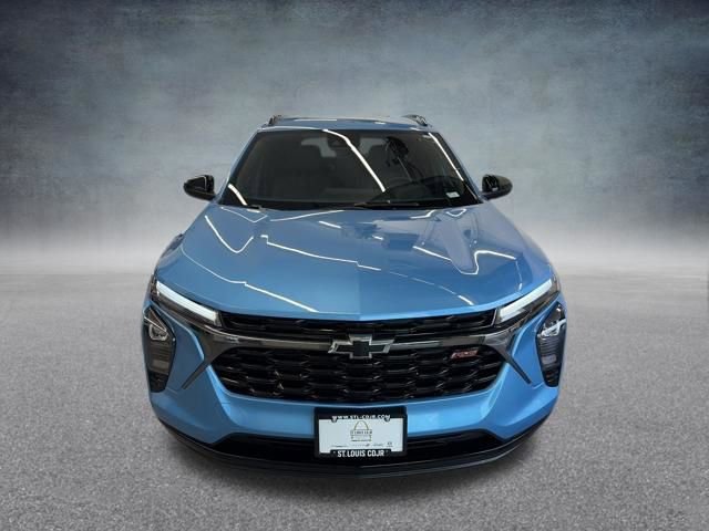 Used 2025 Chevrolet Trax RS w/ Driver Confidence Package image 18