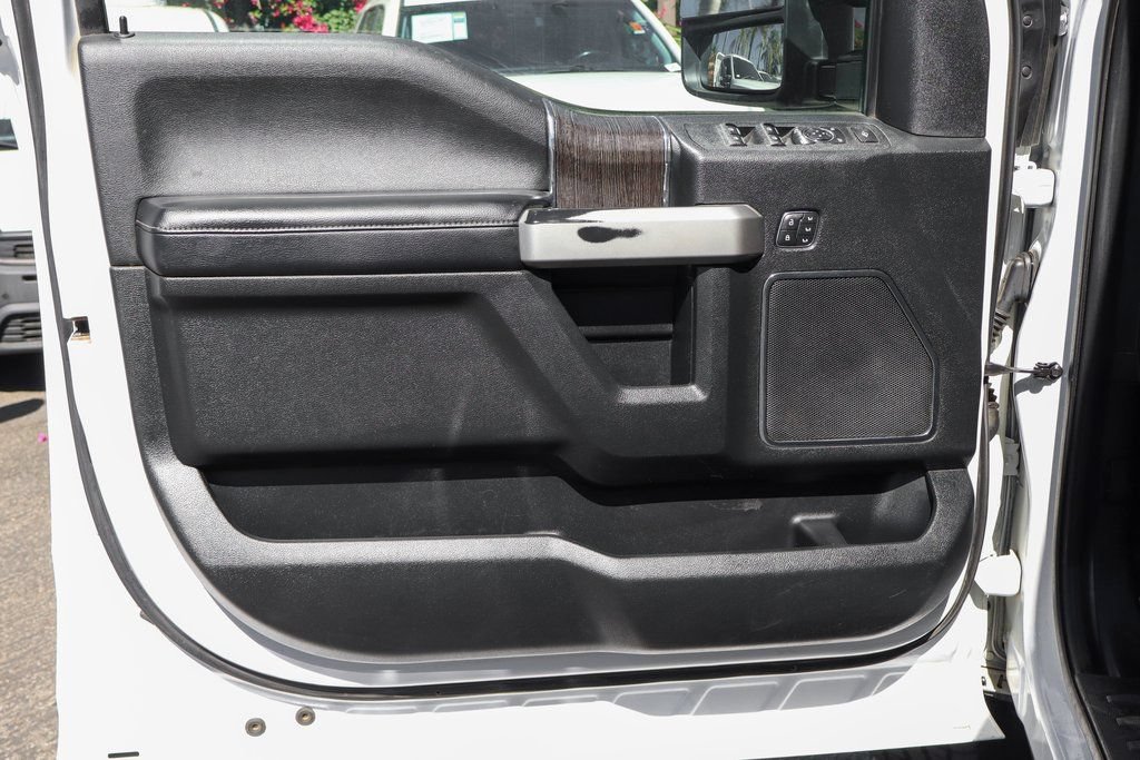 Used 2021 Ford F250 Lariat w/ Lariat Value Package AWD/4WD image 15