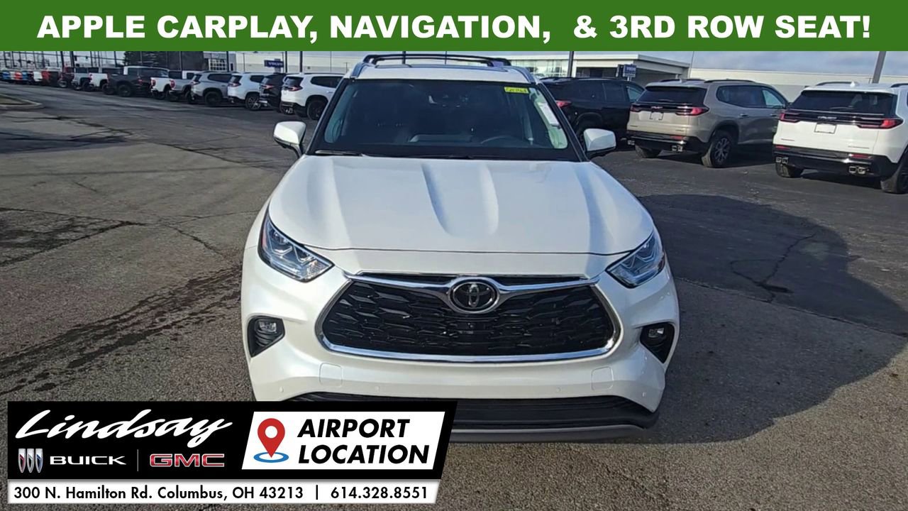 Used 2024 Toyota Highlander Platinum image 3