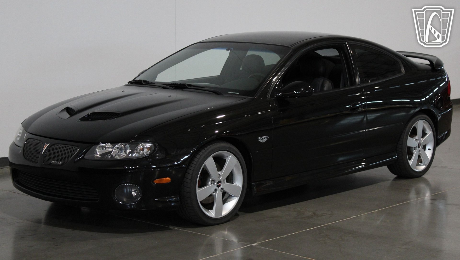 Used 2005 Pontiac GTO RWD image 28