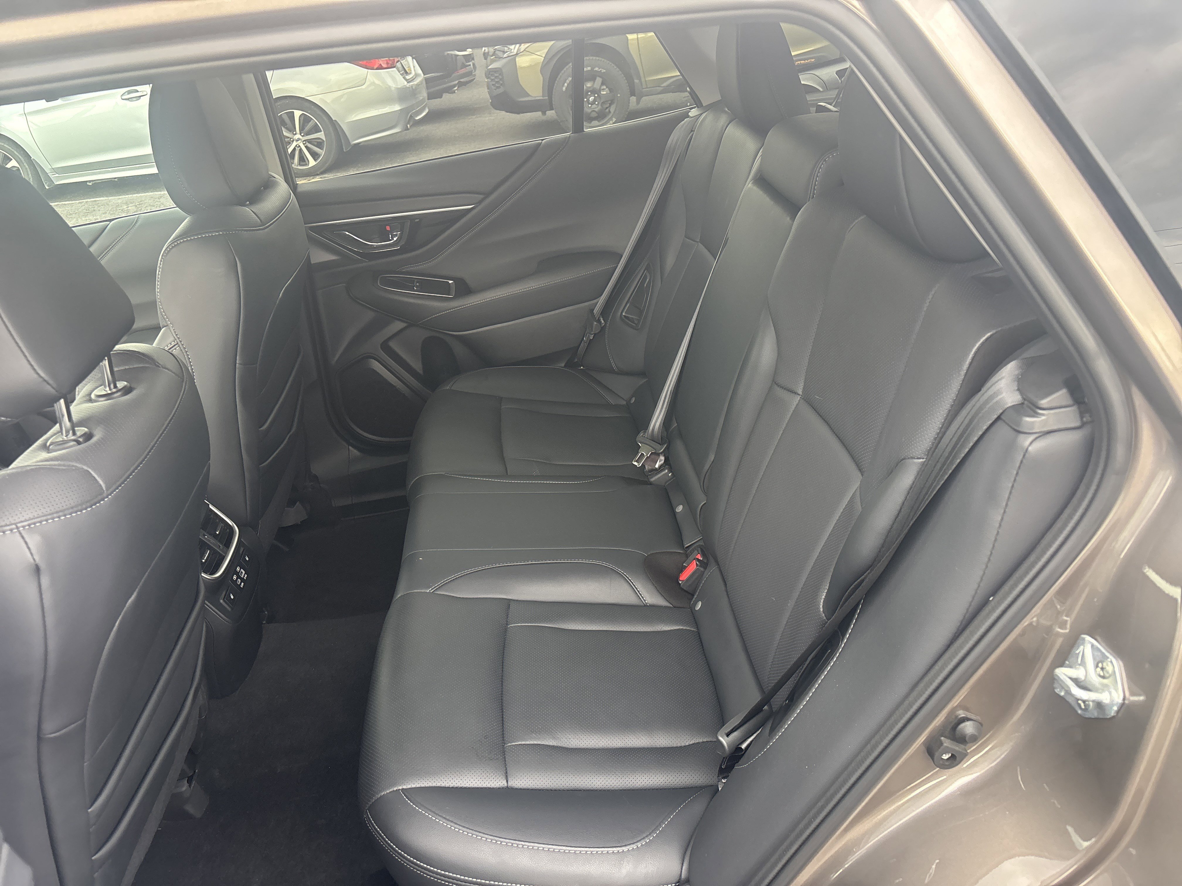 Used 2024 Subaru Outback Limited image 13