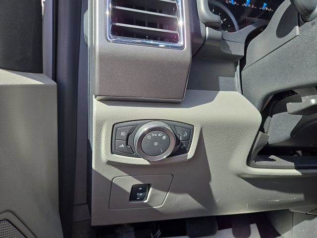 Used 2017 Ford F150 XLT w/ Equipment Group 302A Luxury image 24