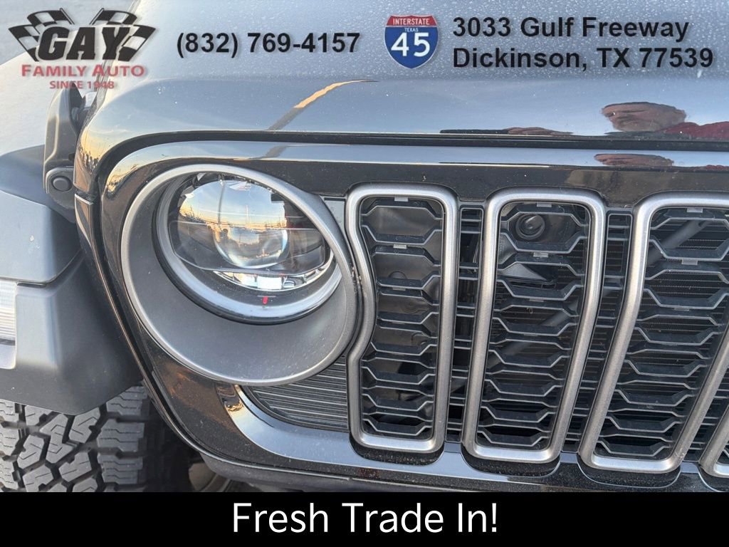 Used 2025 Jeep Gladiator Mojave image 4