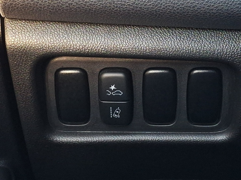 Used 2021 Mitsubishi Outlander Sport ES FWD image 24