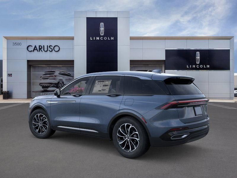 New 2026 Lincoln Nautilus Premier image 4