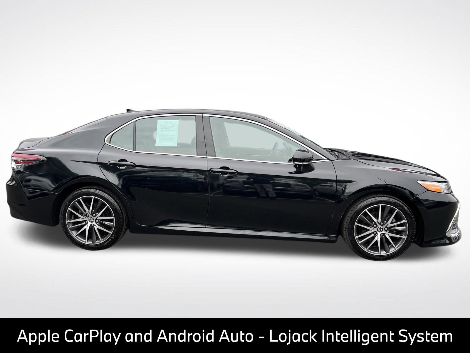 Used 2021 Toyota Camry XLE FWD image 8