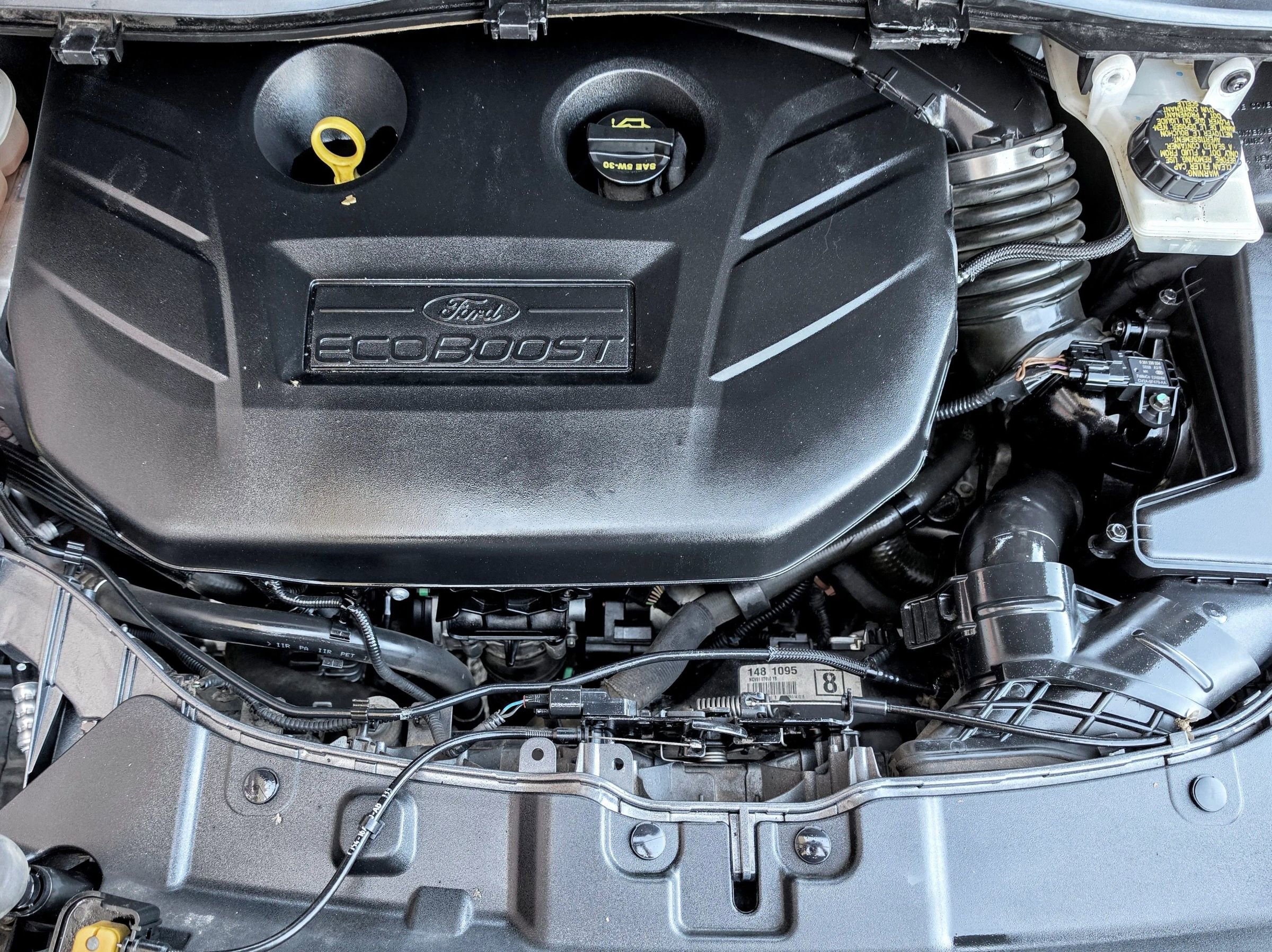 Used 2013 Ford Escape SEL image 39