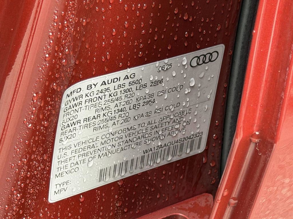 Used 2025 Audi Q5 Premium Plus w/ Premium Plus AWD/4WD image 27