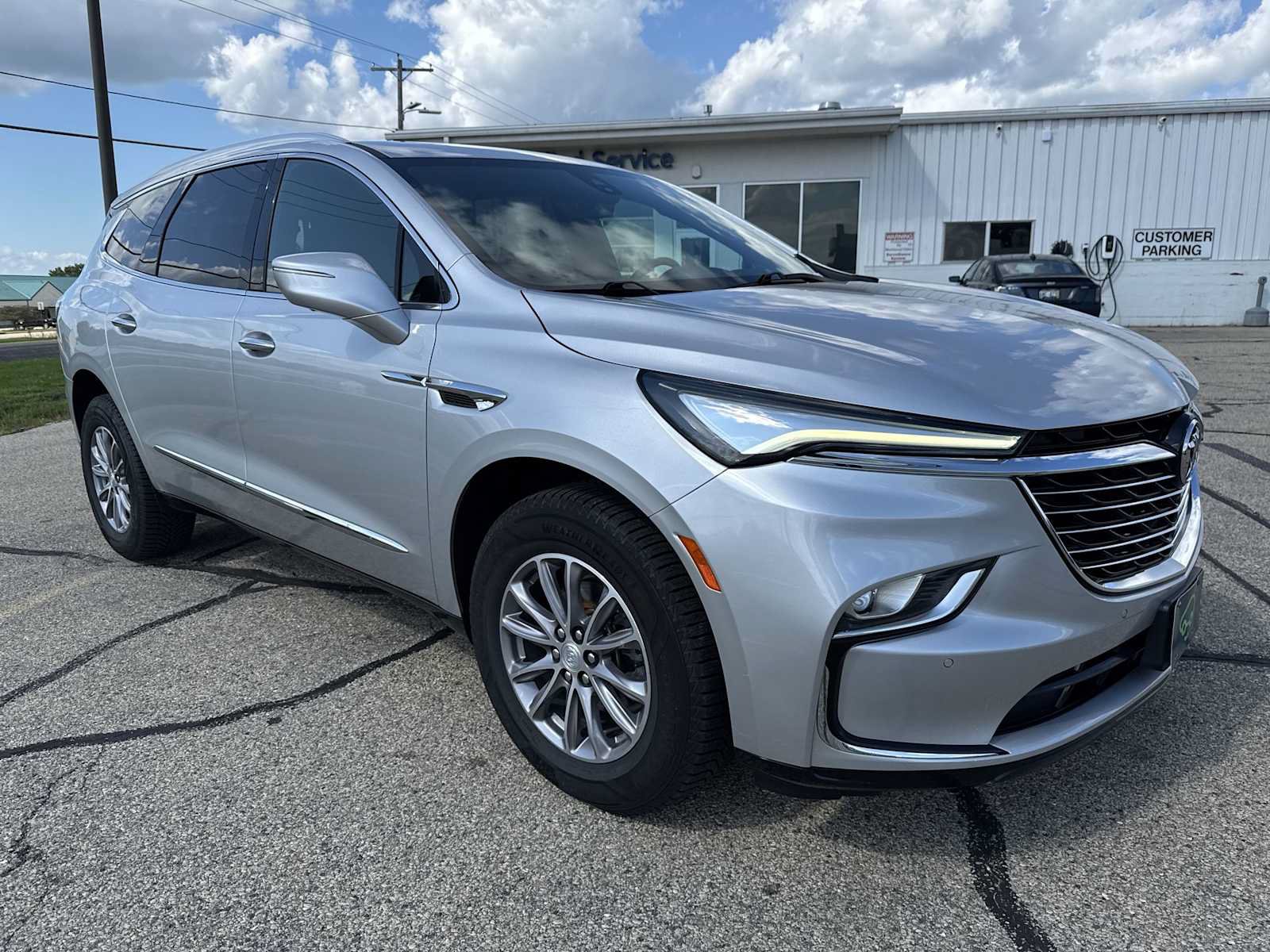 Certified 2022 Buick Enclave Premium AWD/4WD image 8