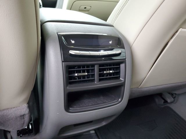 Used 2025 Cadillac XT5 Premium Luxury w/ Technology Package image 15