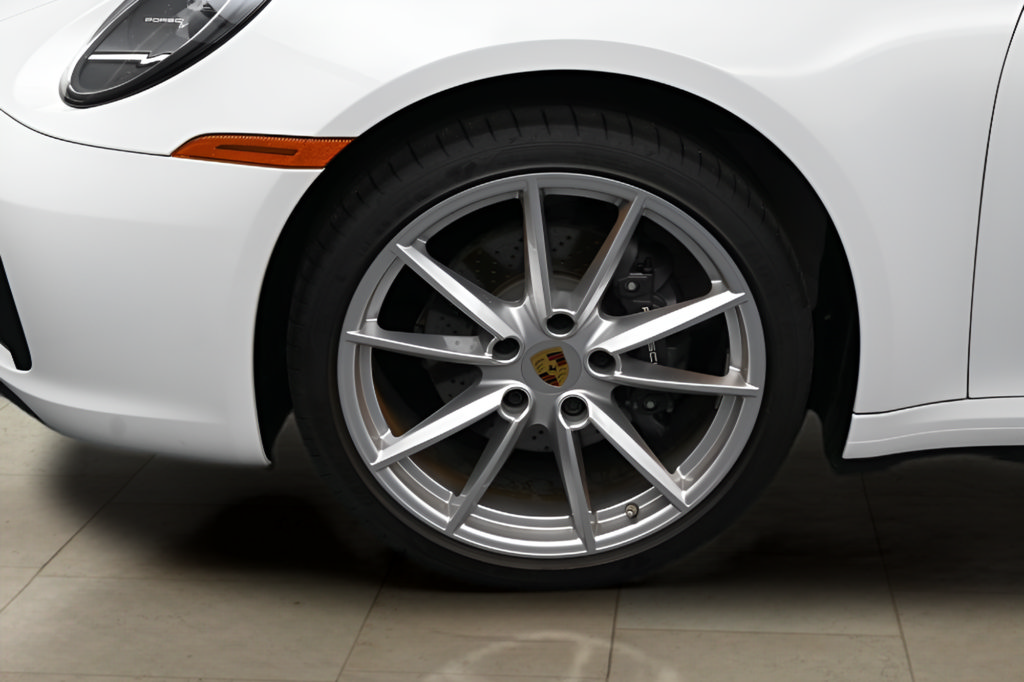Certified 2024 Porsche 911 Carrera RWD image 11