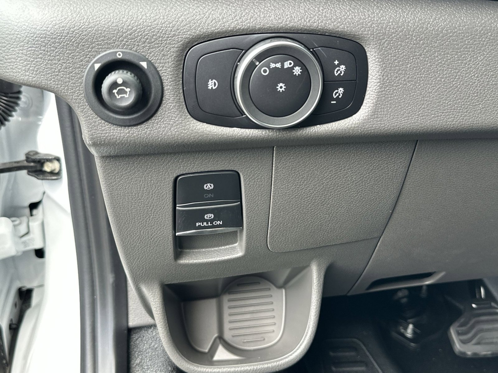 New 2025 Ford Transit 250 148 Medium Roof w/ Exterior Upgrade Package image 16