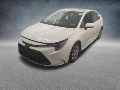Used 2022 Toyota Corolla LE FWD image 35