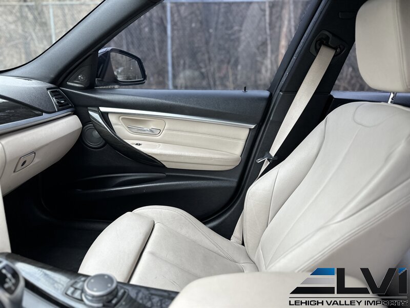 Used 2016 BMW 340i xDrive Sedan AWD/4WD image 16