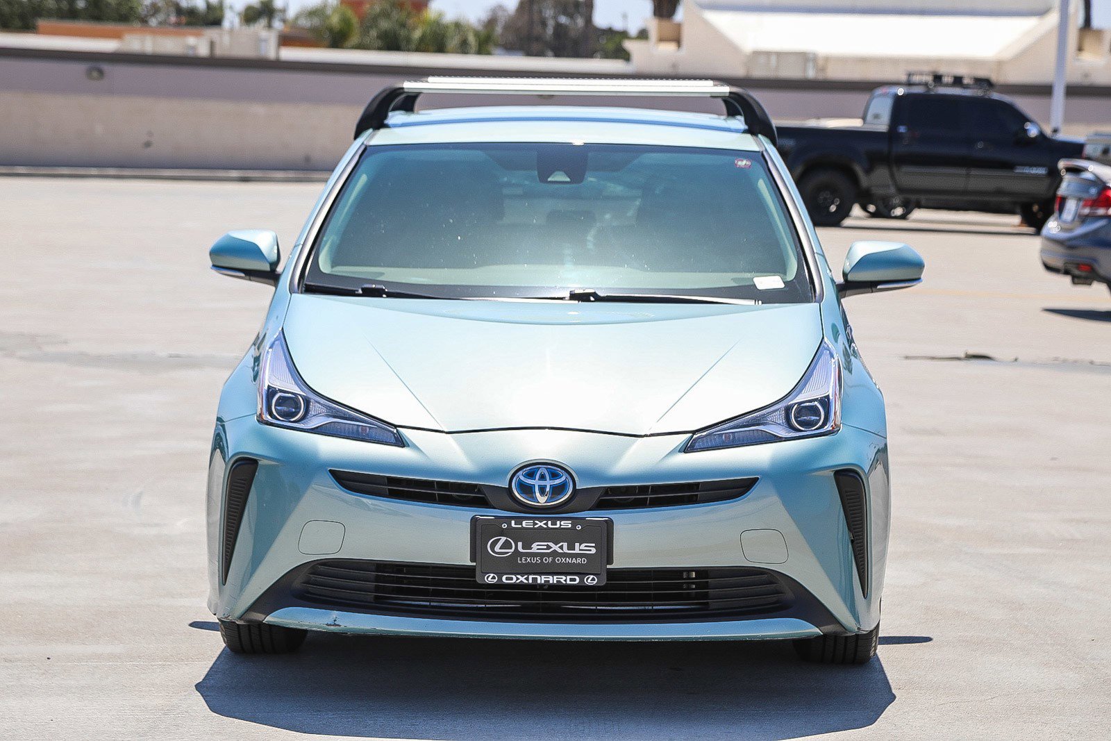 Used 2021 Toyota Prius L Eco FWD image 2