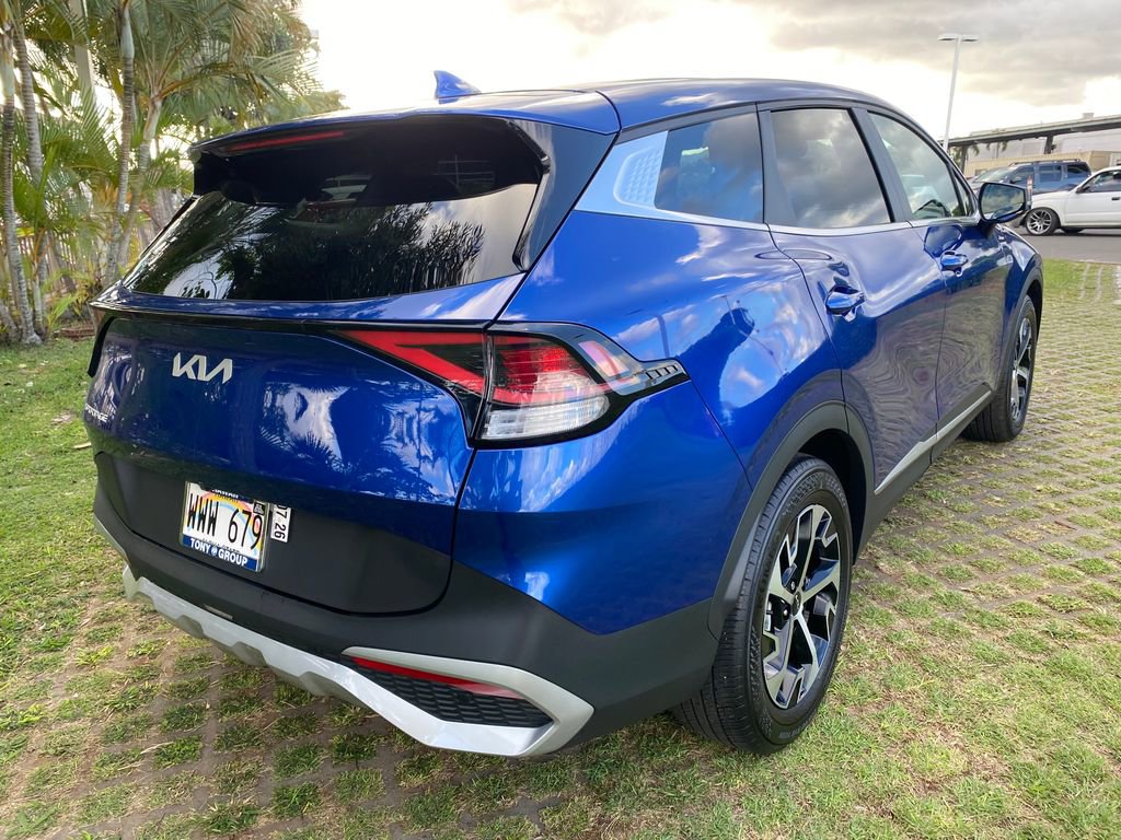 Used 2023 Kia Sportage EX image 7