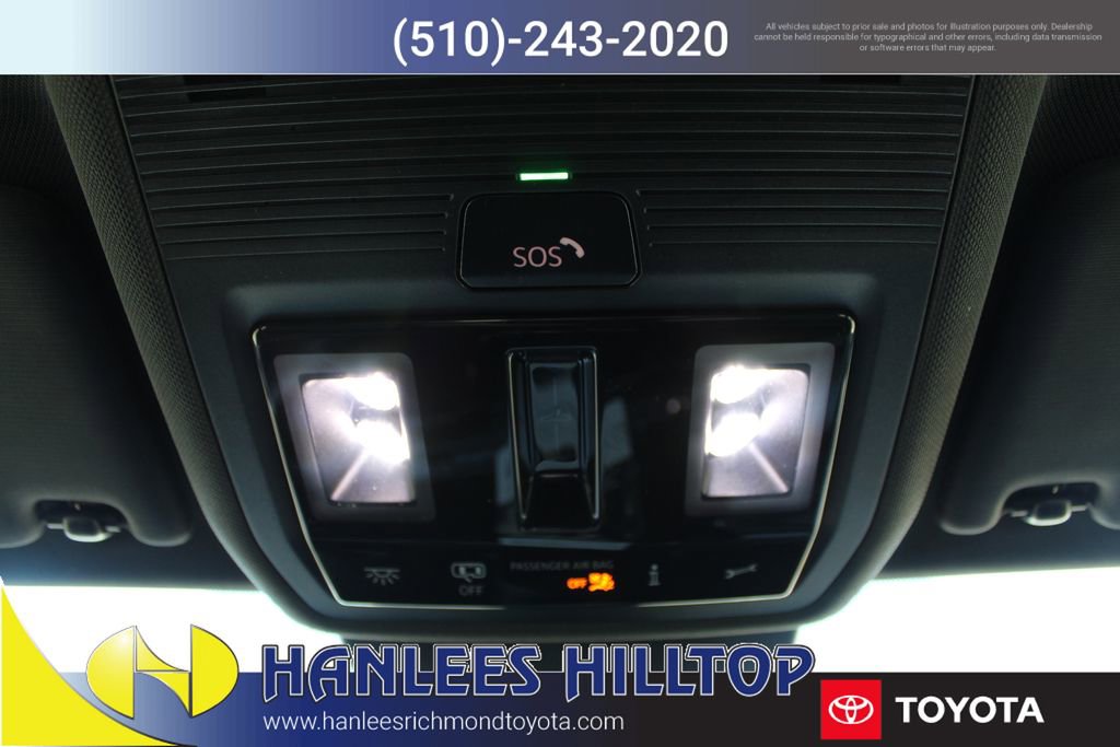 Used 2024 Volkswagen Golf R image 25