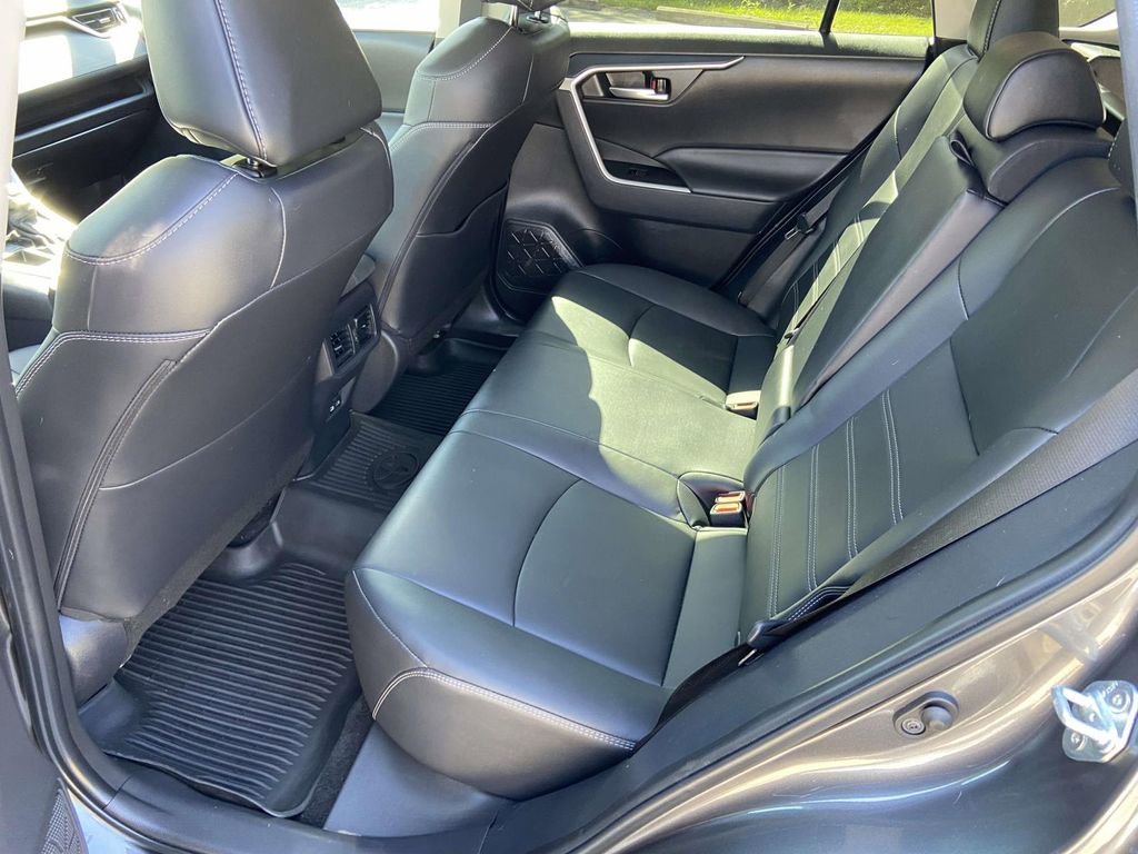 Used 2024 Toyota RAV4 XLE Premium FWD image 22