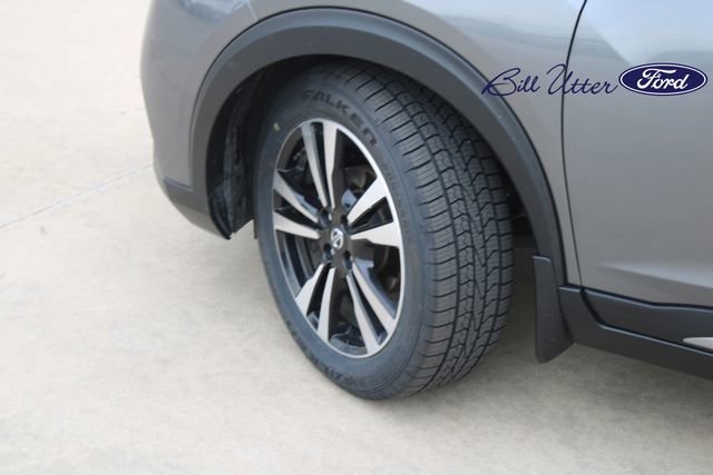 Used 2020 Nissan Kicks SR FWD image 9