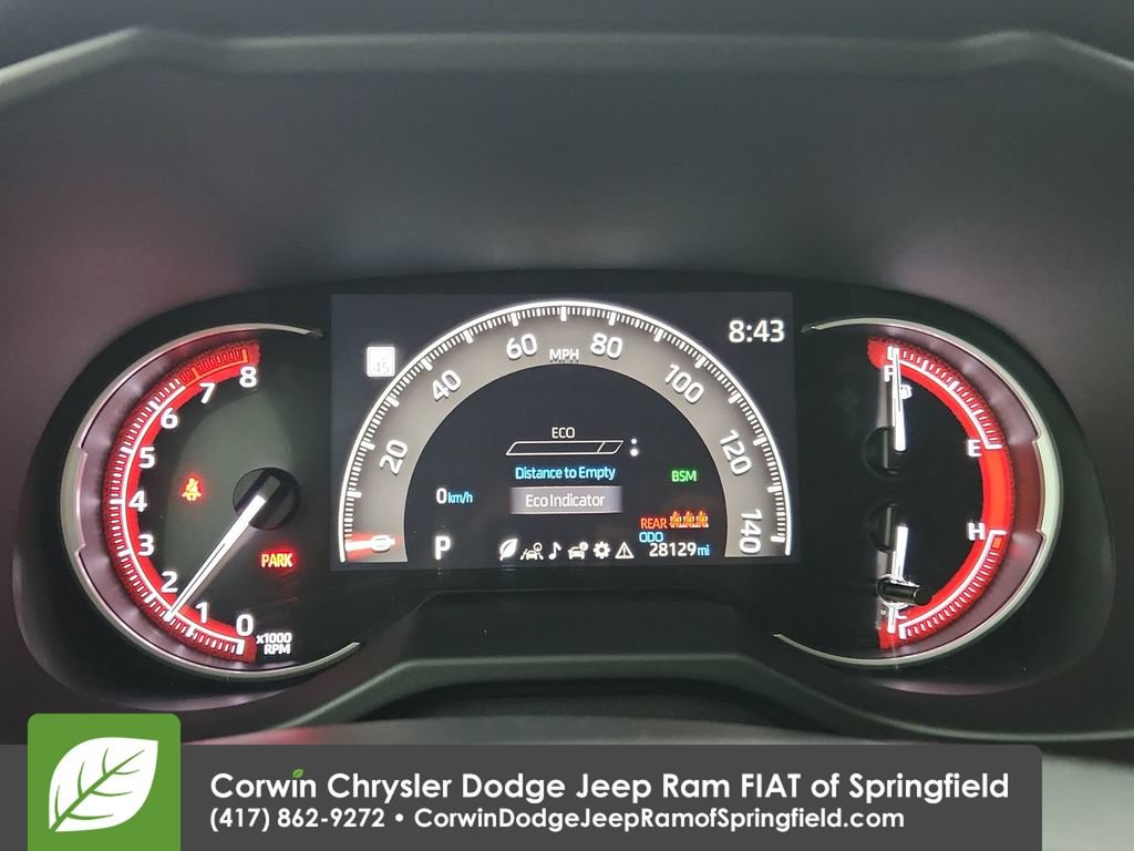 Used 2025 Toyota RAV4 XLE AWD/4WD image 22