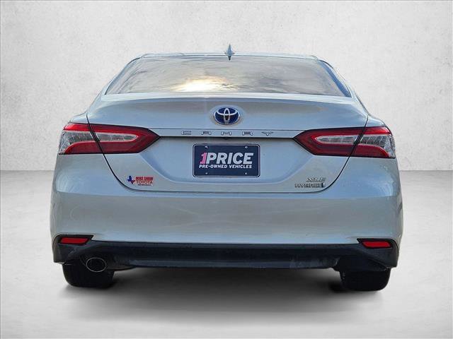 Used 2020 Toyota Camry XLE FWD image 6