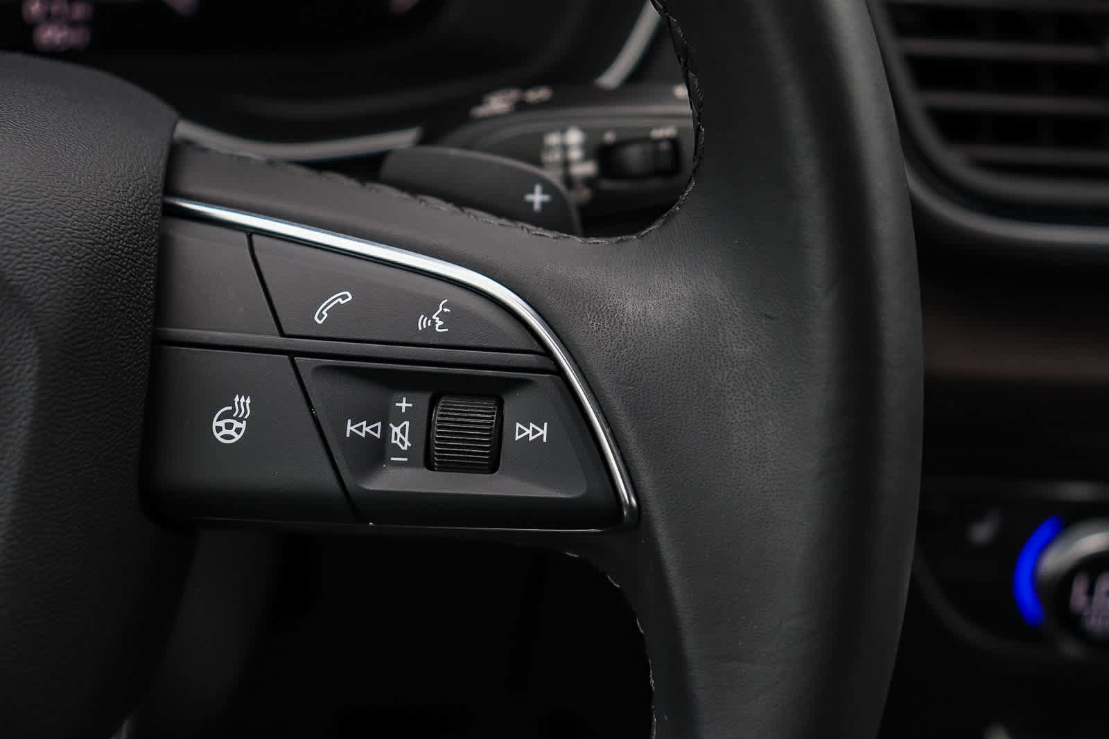 Used 2024 Audi Q5 2.0T Premium Plus w/ Premium Plus Package image 21