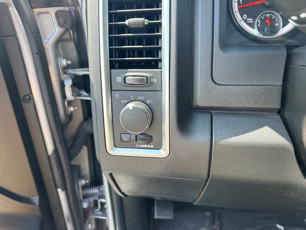 Used 2024 RAM 1500 Classic SLT image 6