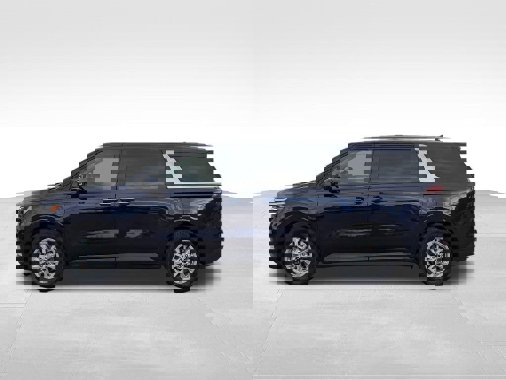 Certified 2024 Kia Carnival LX image 5