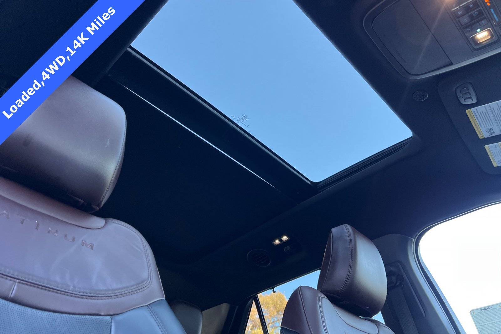 Used 2022 Ford Explorer Platinum w/ Equipment Group 601A image 18