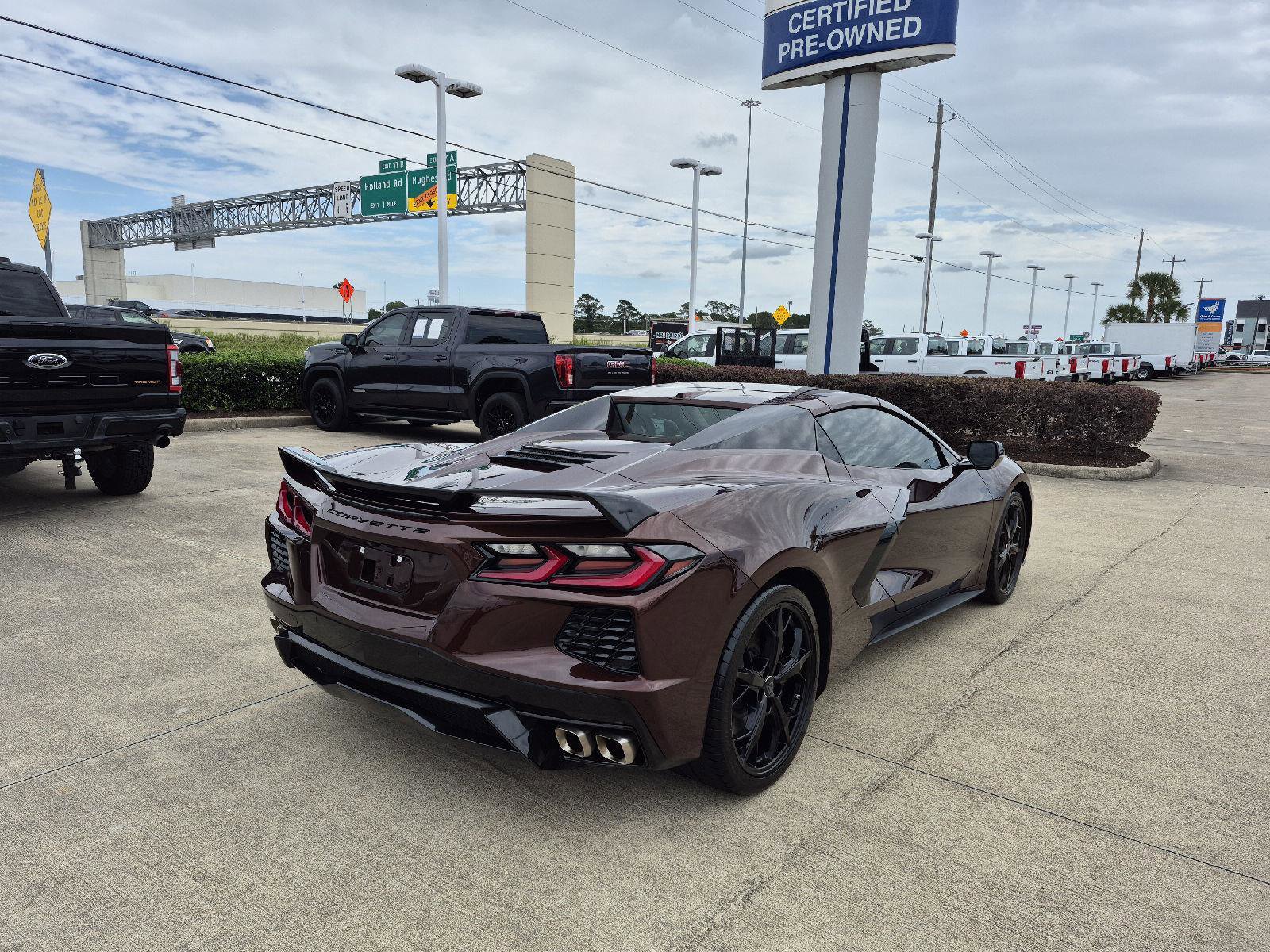 Used 2022 Chevrolet Corvette Stingray Premium Conv w/ Z51 Performance Package RWD image 17
