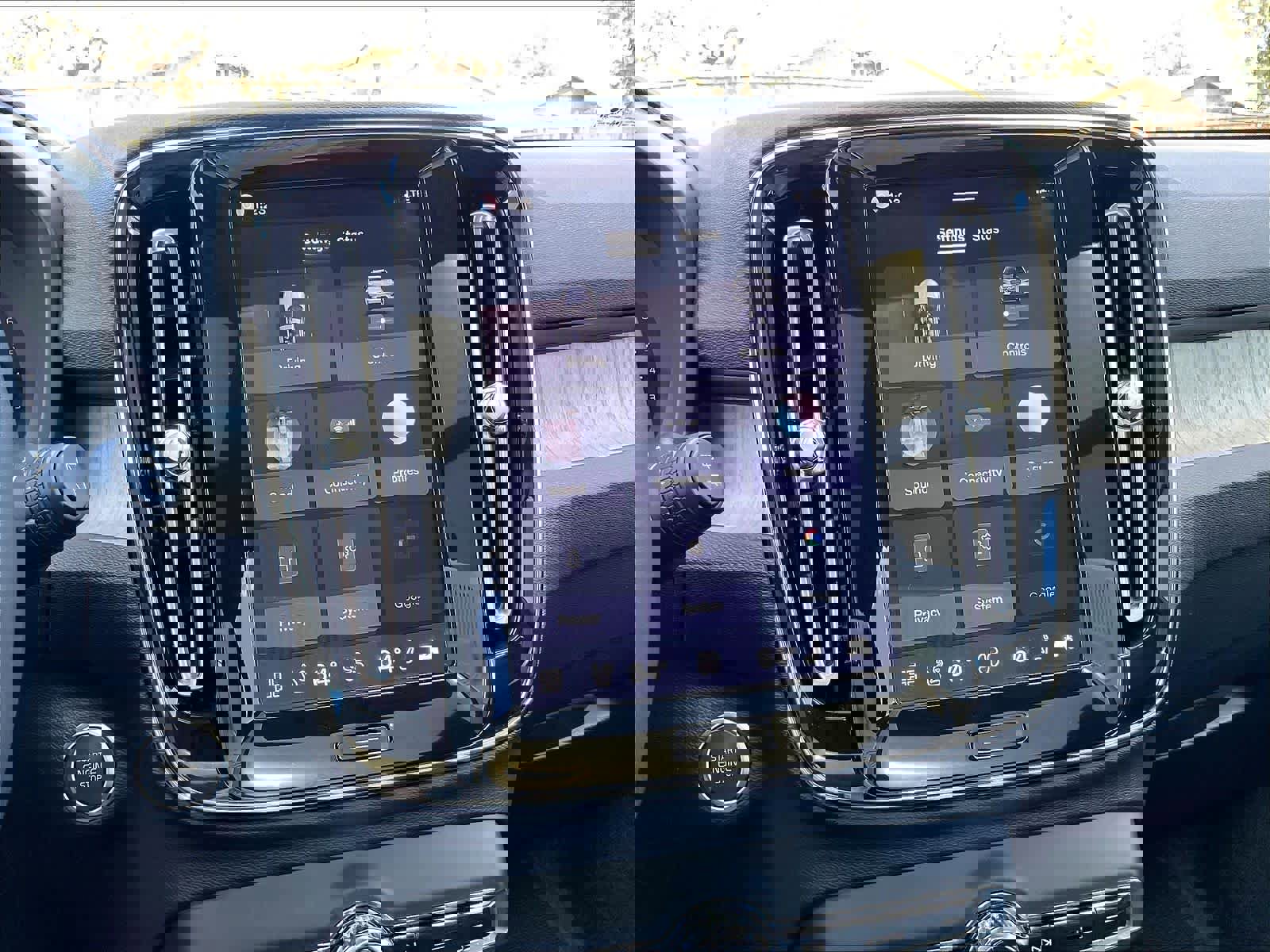 Used 2023 Volvo XC40 B5 Plus w/ Protection Package Premier image 37