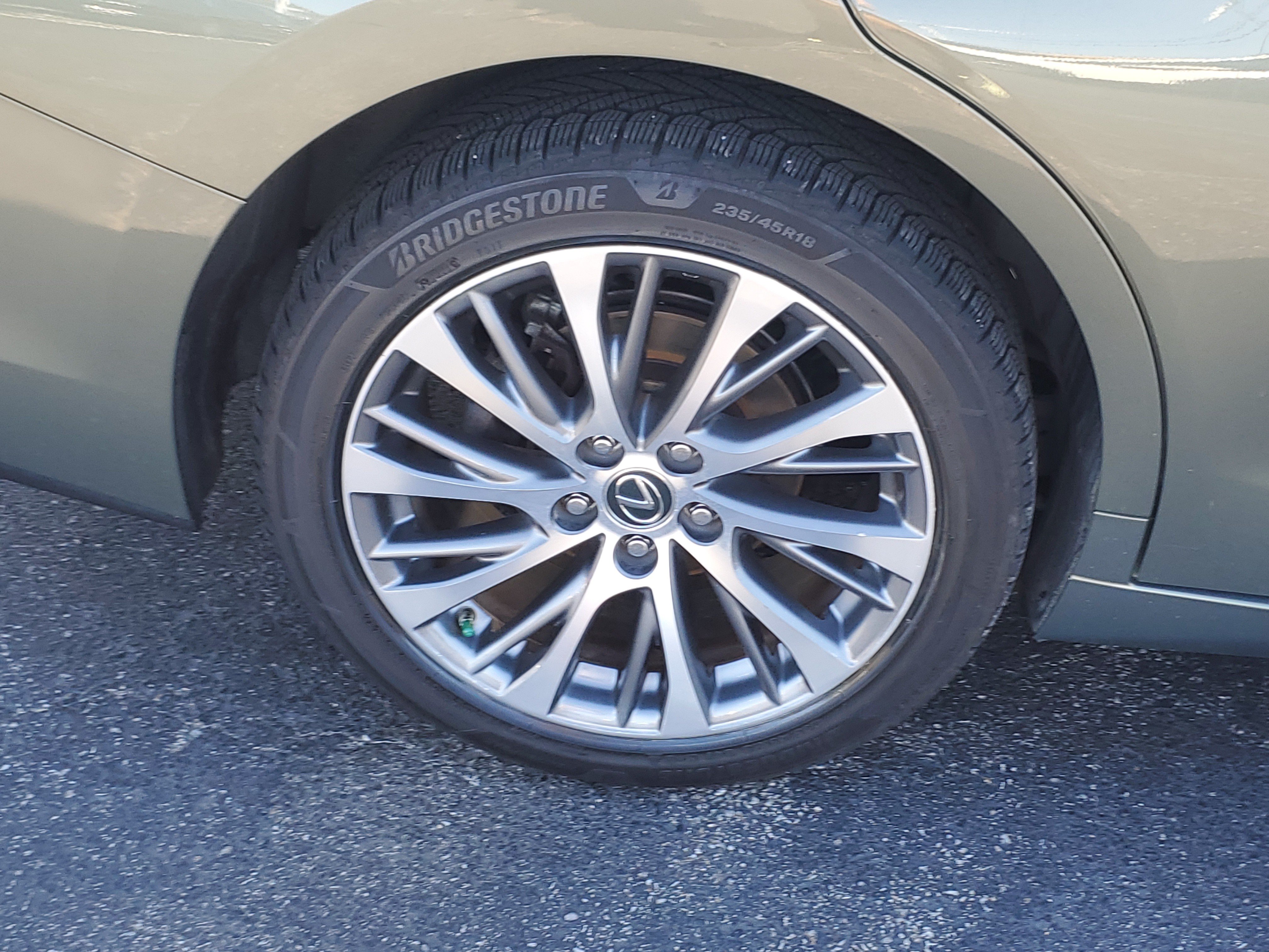 Used 2019 Lexus ES 350 w/ Premium Package FWD image 6