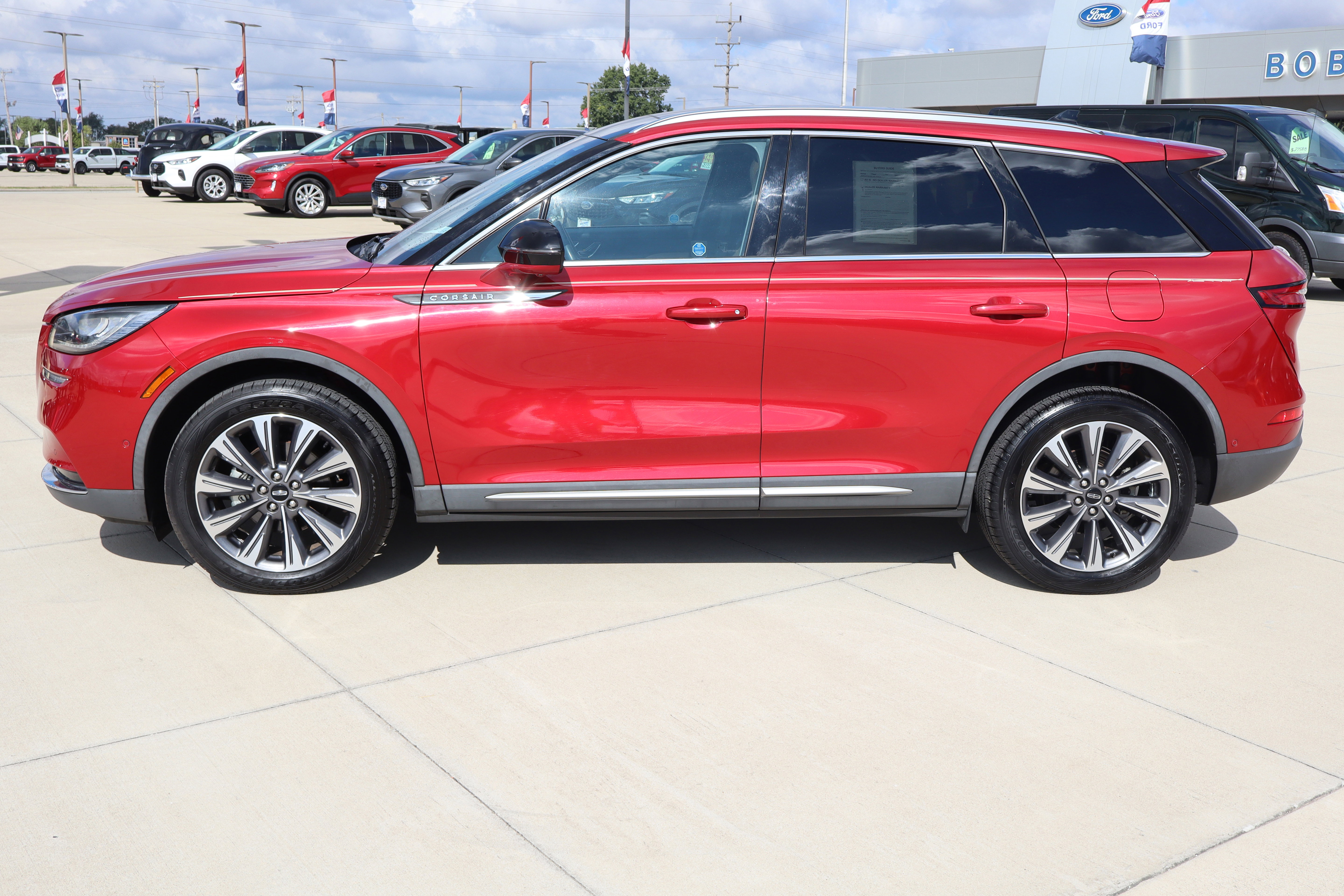 Used 2021 Lincoln Corsair Reserve w/ Equipment Group 201A image 9