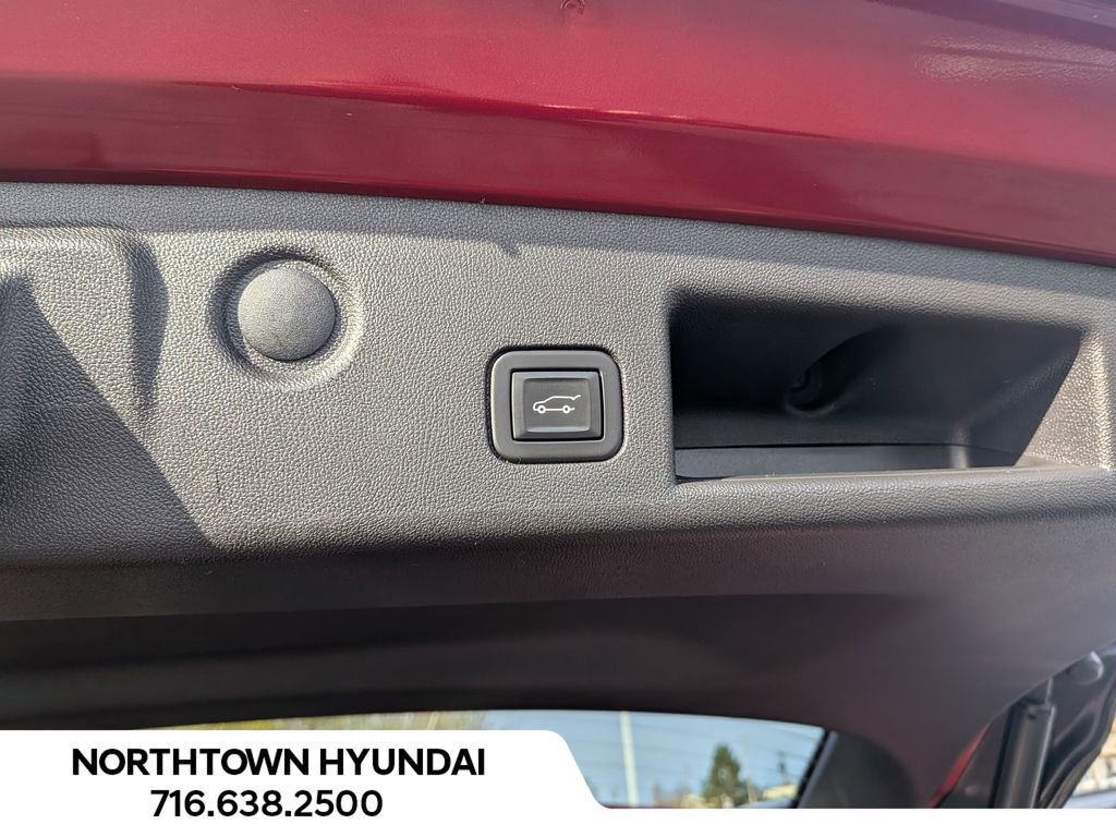 Used 2021 Chevrolet Equinox LT image 35