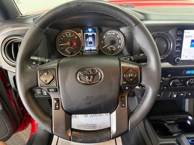 Used 2022 Toyota Tacoma TRD Sport AWD/4WD image 24