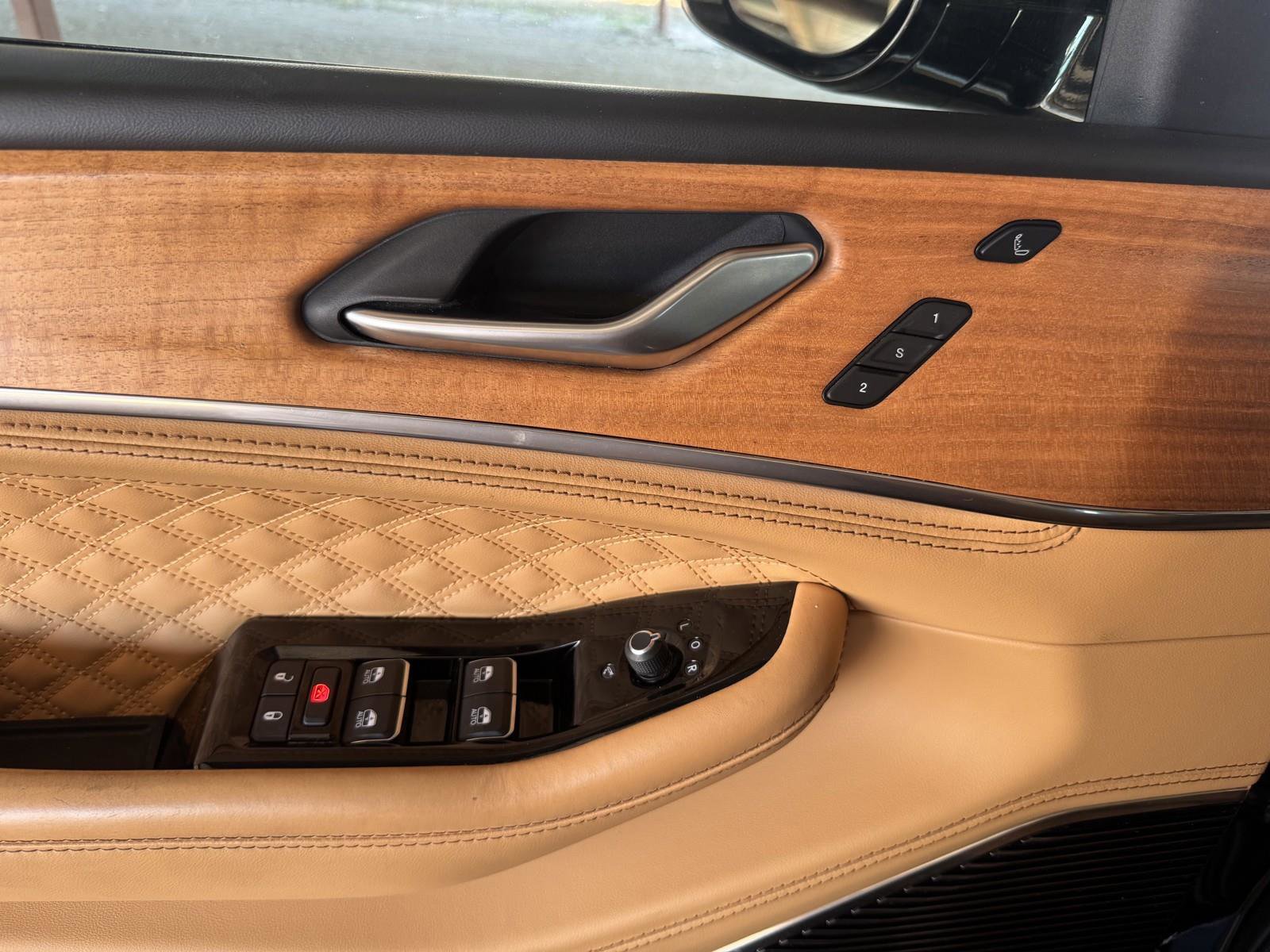 Used 2024 Jeep Grand Cherokee Summit image 26