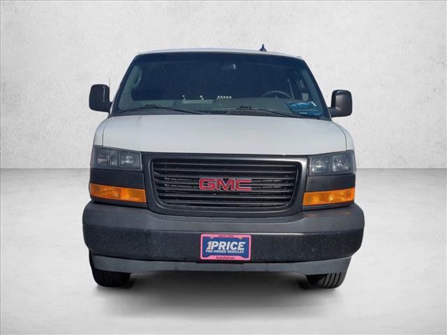 Used 2021 GMC Savana 3500 image 2