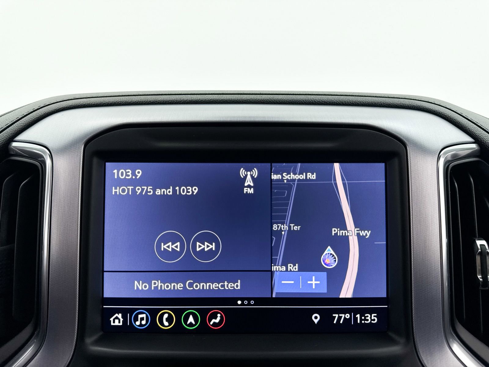 Used 2019 GMC Sierra 1500 SLT w/ SLT Premium Plus Package image 5