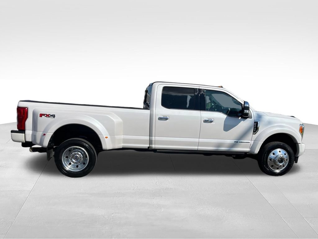 Used 2019 Ford F450 Platinum w/ Platinum Ultimate Package AWD/4WD image 6