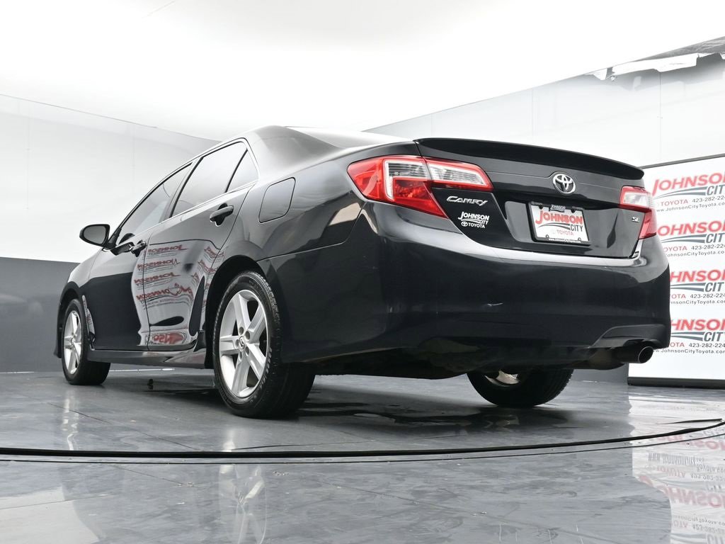 Used 2013 Toyota Camry SE image 35